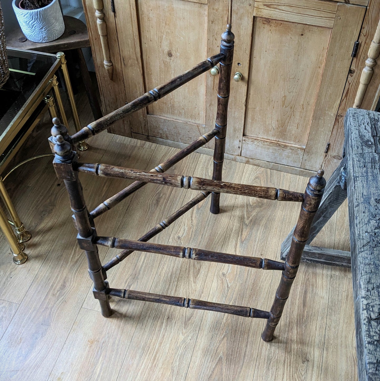 Rustic Antique Clothes Airer