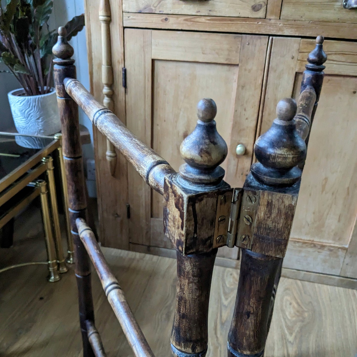 Rustic Antique Clothes Airer