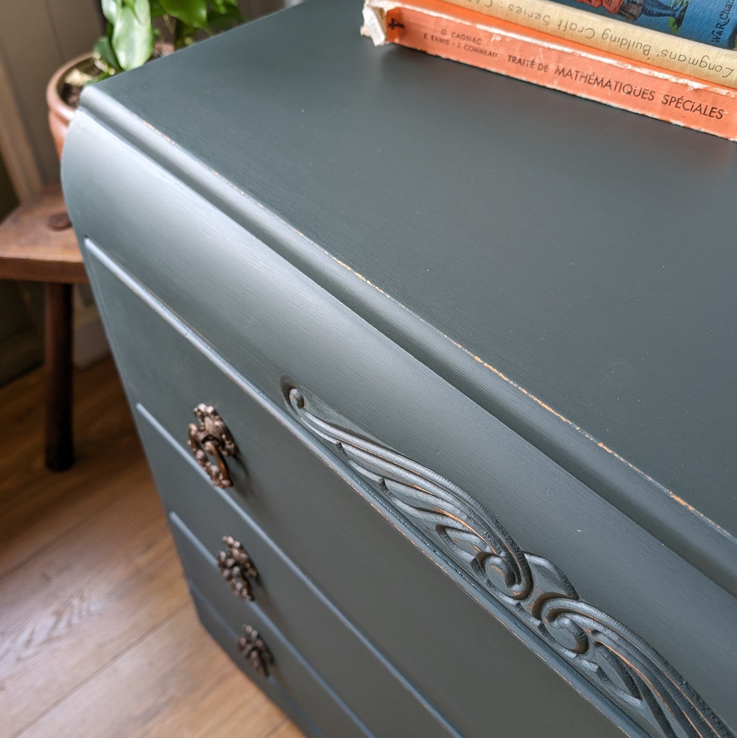 Small Painted Vintage Chest of Drawers