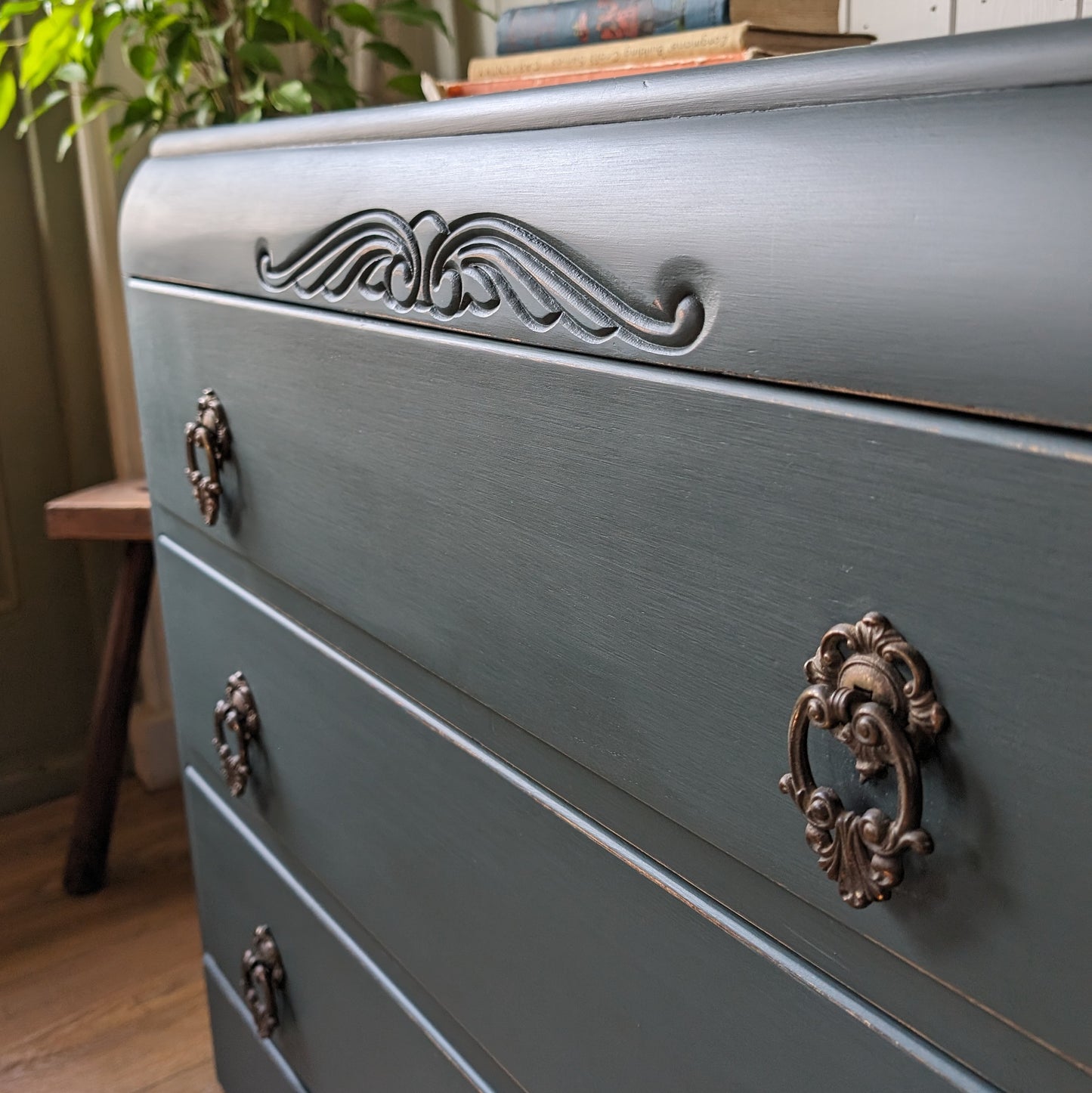 Small Painted Vintage Chest of Drawers