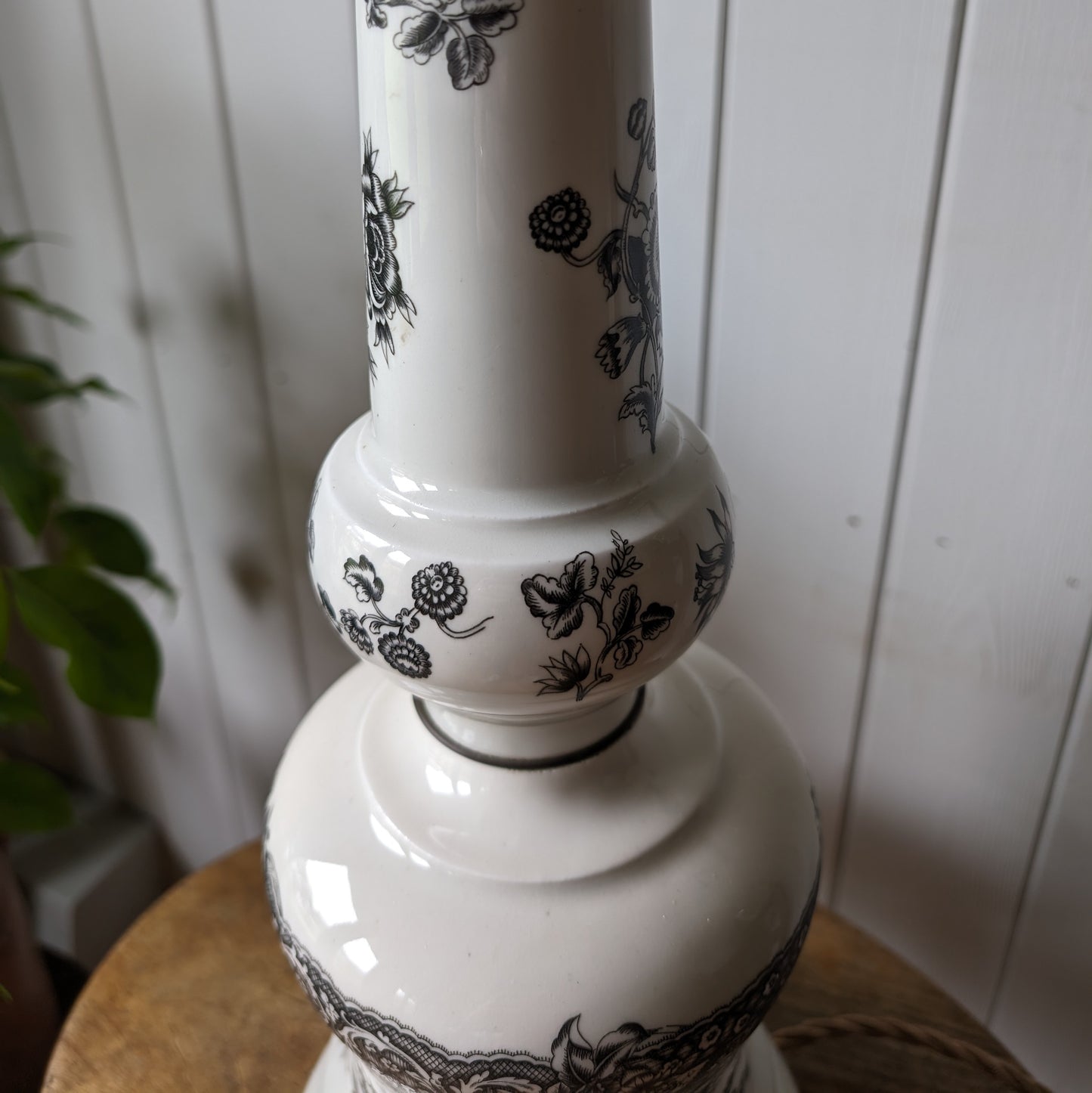 Vintage French Porcelain Table Lamp