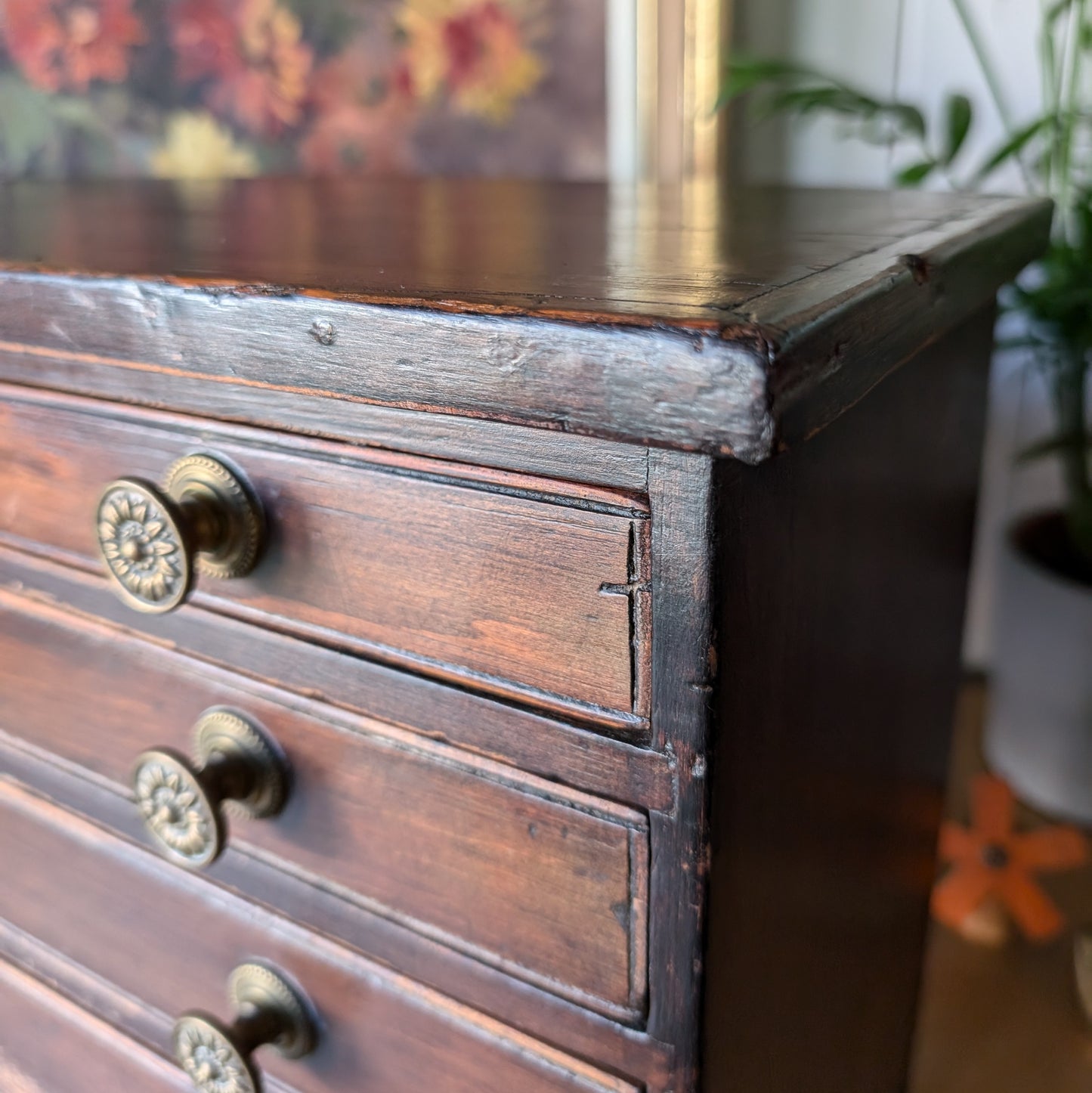 Apprentice Piece Chest of Drawers