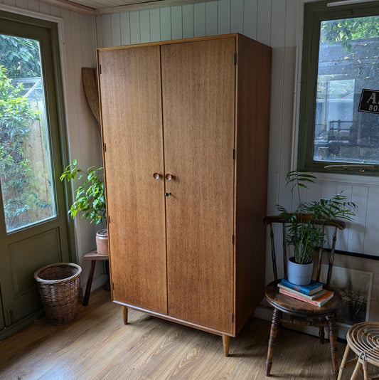 1950s Wardrobe by Meredrew