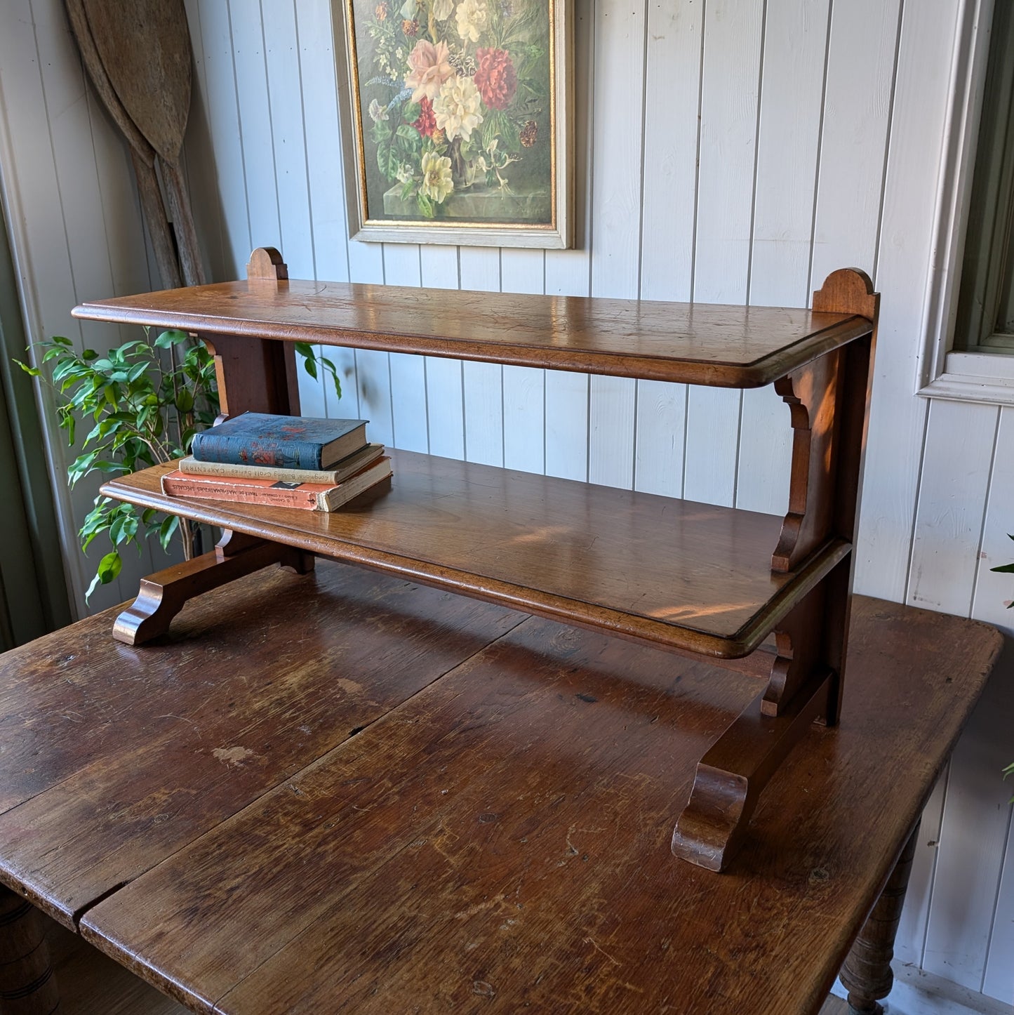 Victorian Countertop Shelves