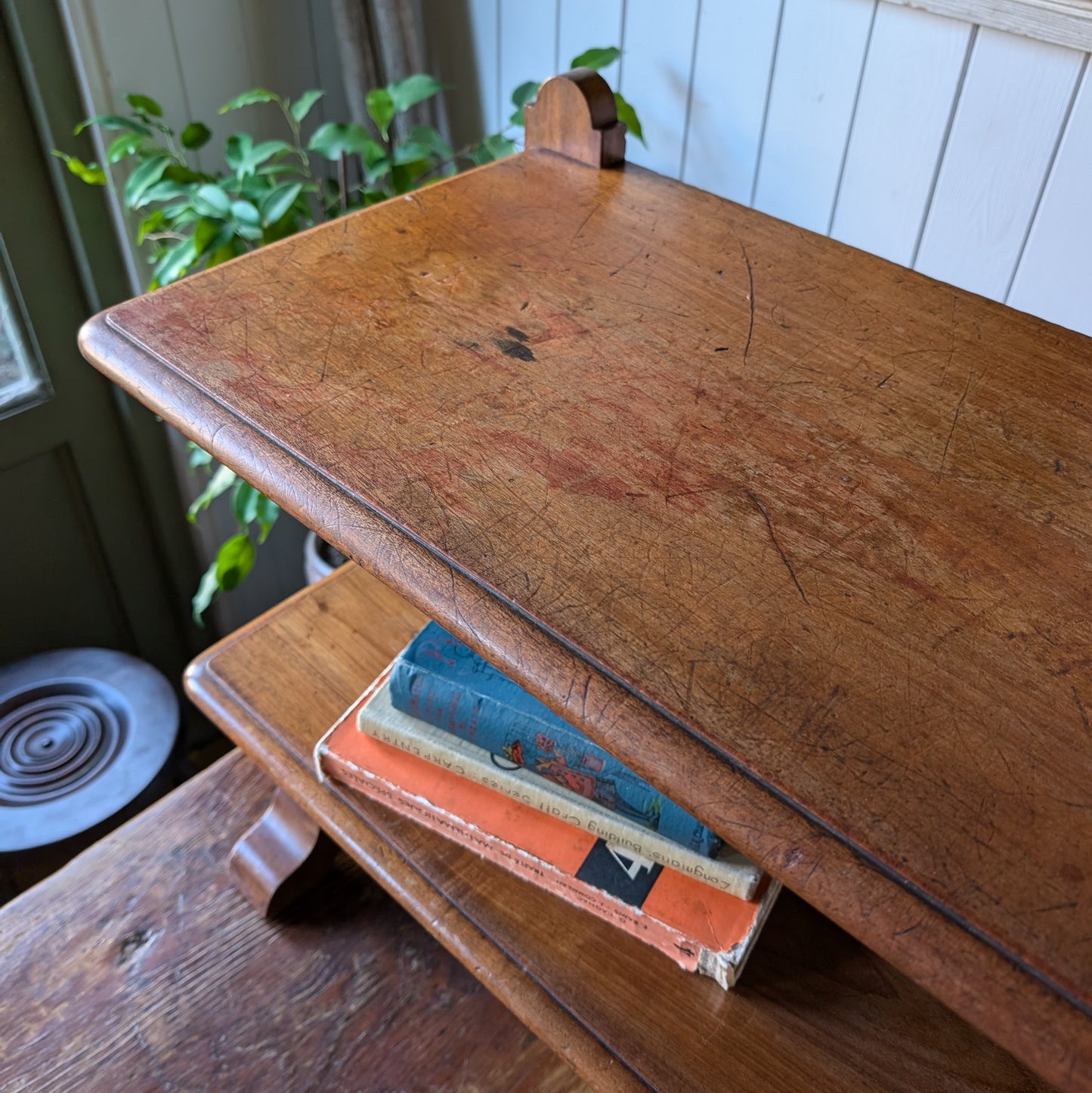 Victorian Countertop Shelves