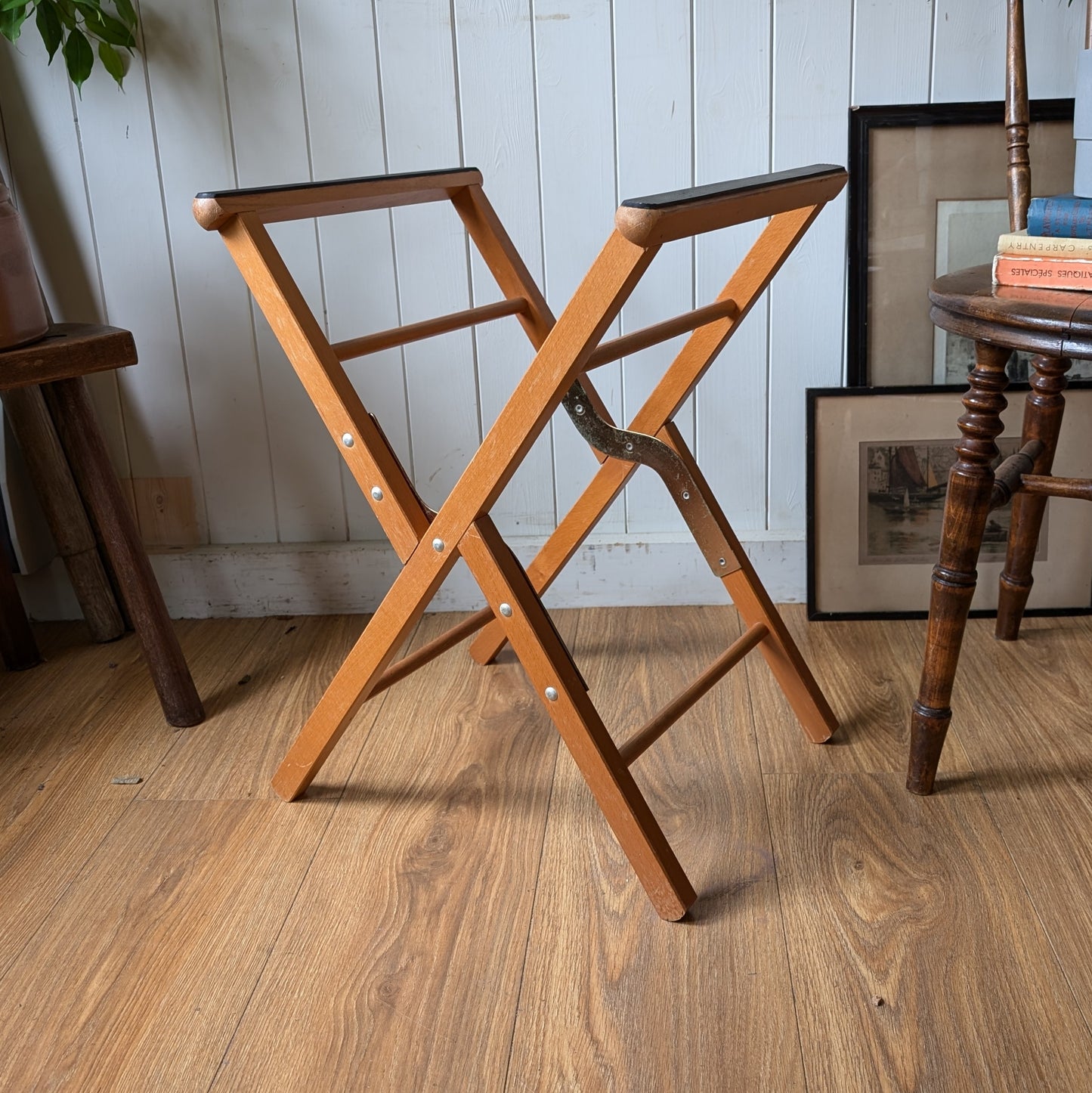 Mid Century Luggage Stand