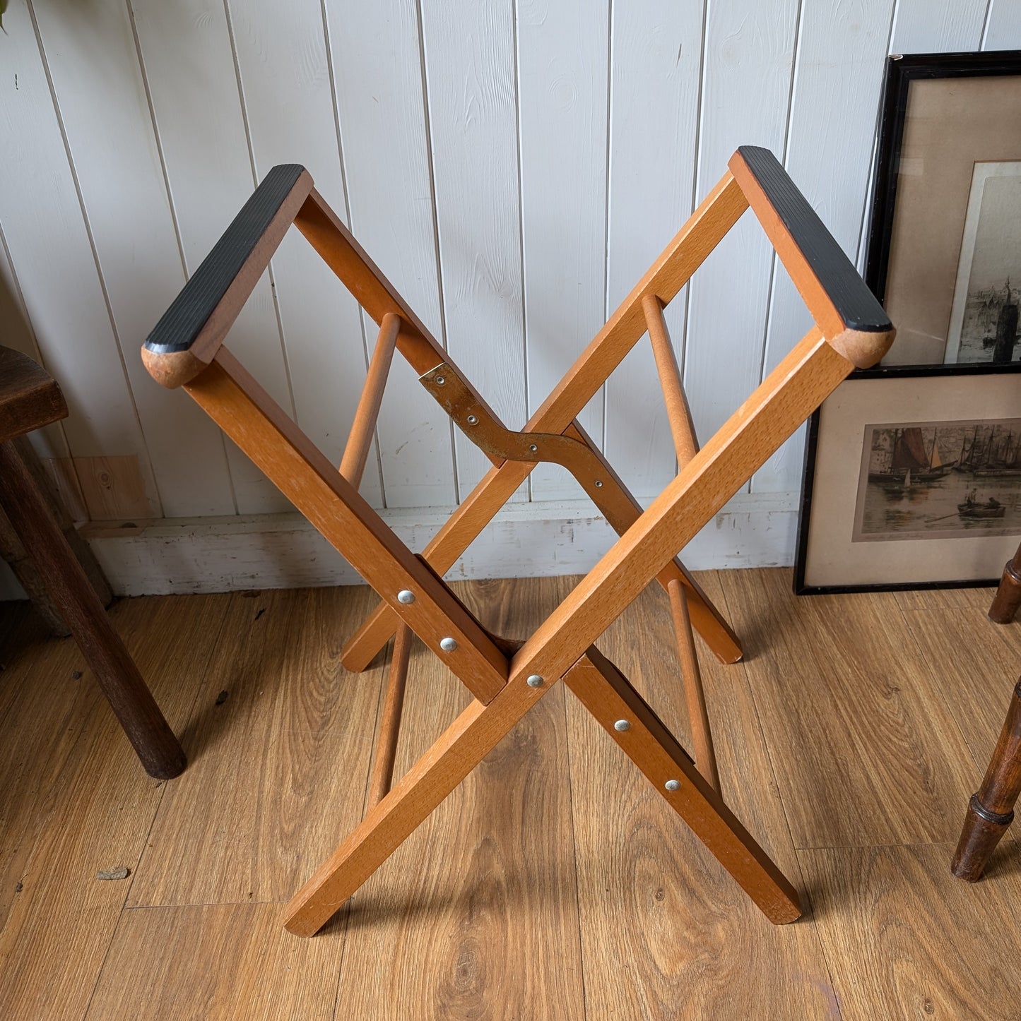 Mid Century Luggage Stand