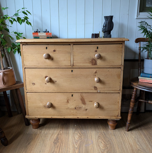 Small Victorian Pine Chest of Drawers
