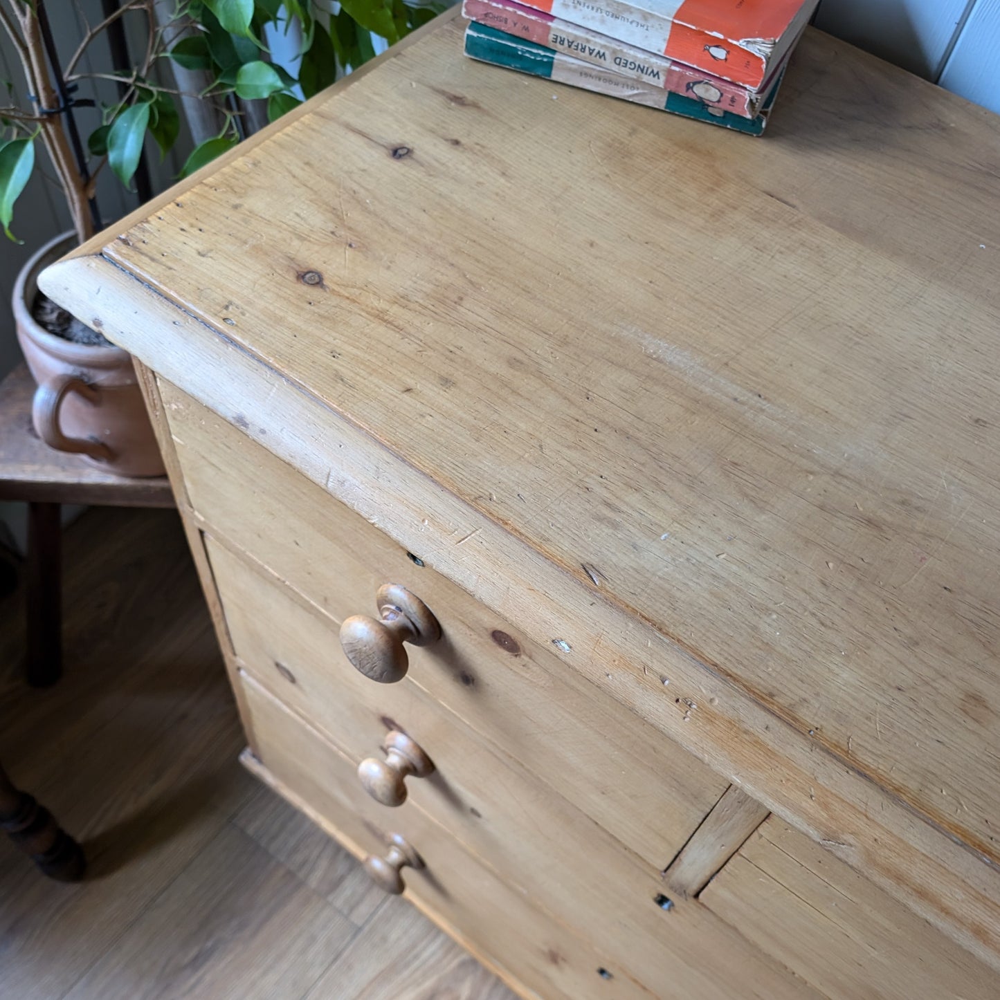 Small Victorian Pine Chest of Drawers