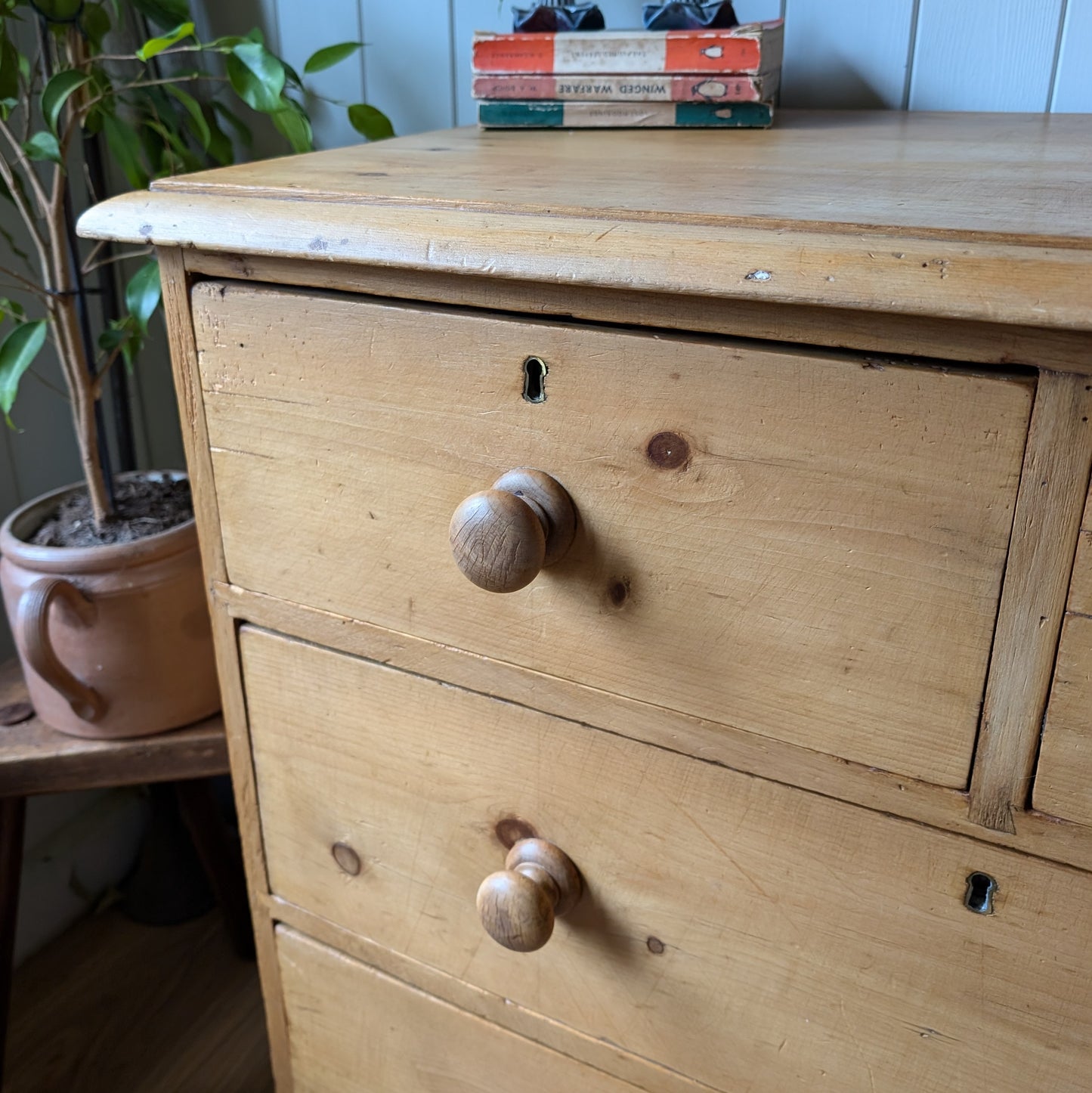 Small Victorian Pine Chest of Drawers