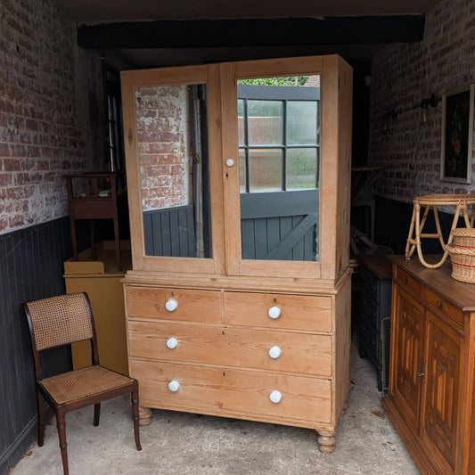 Victorian Pine Linen Press