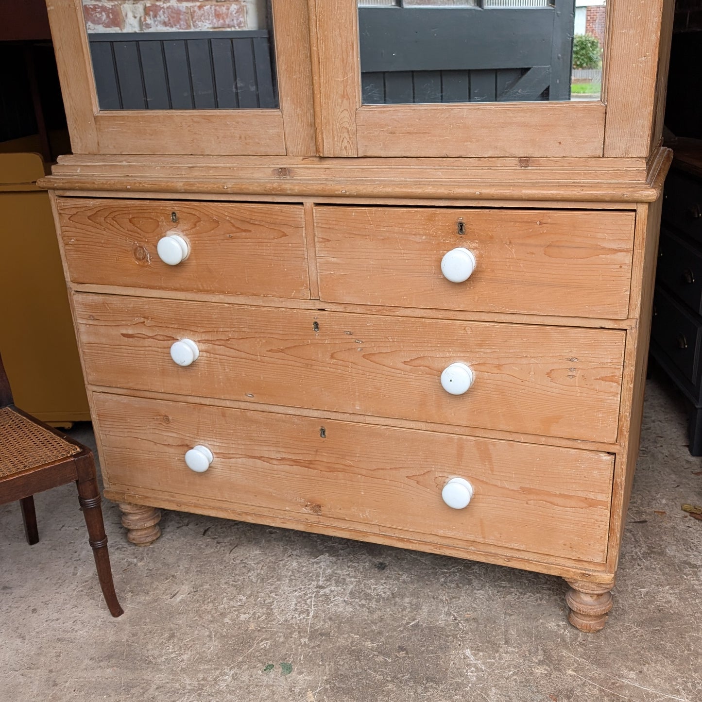 Victorian Pine Linen Press