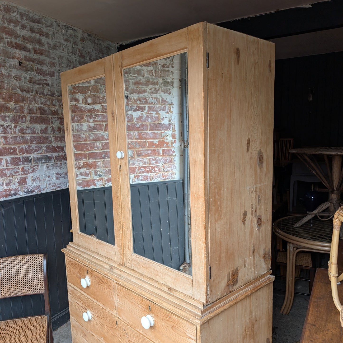 Victorian Pine Linen Press