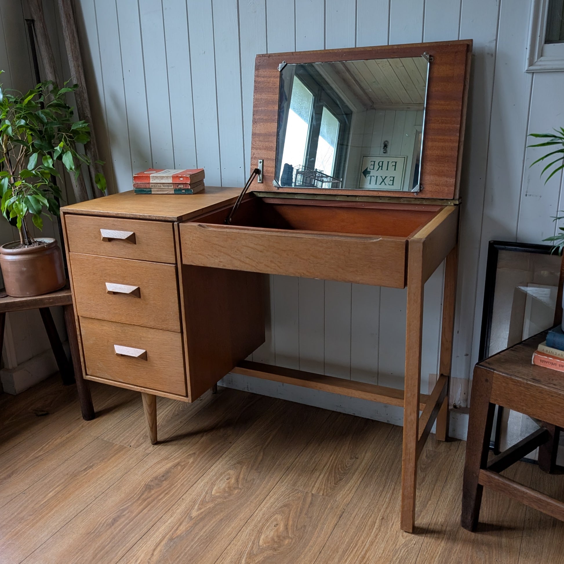 Small Mid Century Dressing Table – Henry Paints Furniture Small Mid Century Dressing Table – Henry Paints Furniture