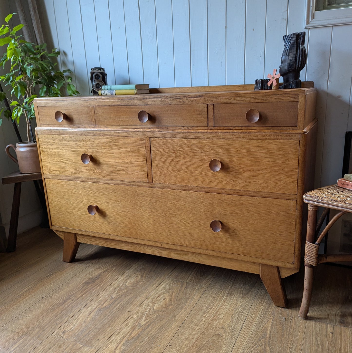Mid Century Chest of Drawers