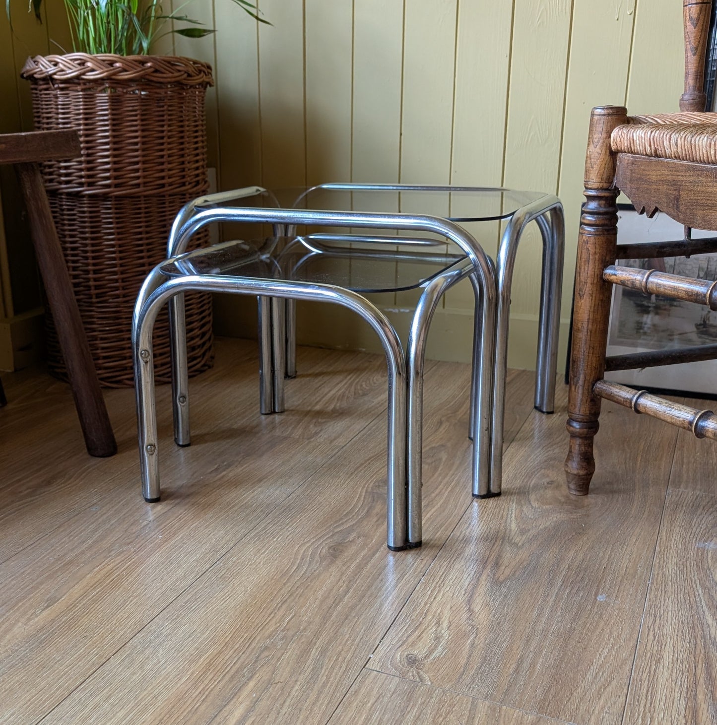 Mid Century Tubular Chrome and Glass Nesting Tables