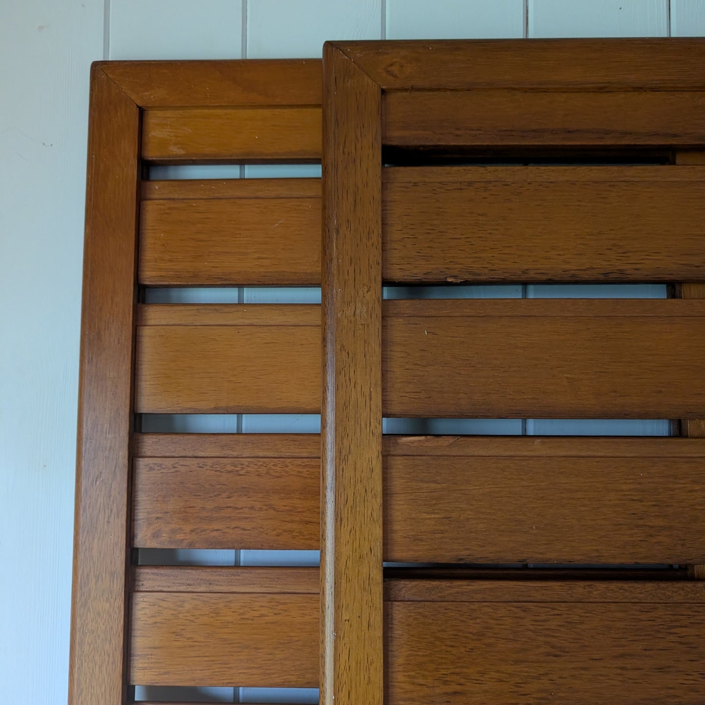 Pair of Ladderax Shelving Uprights