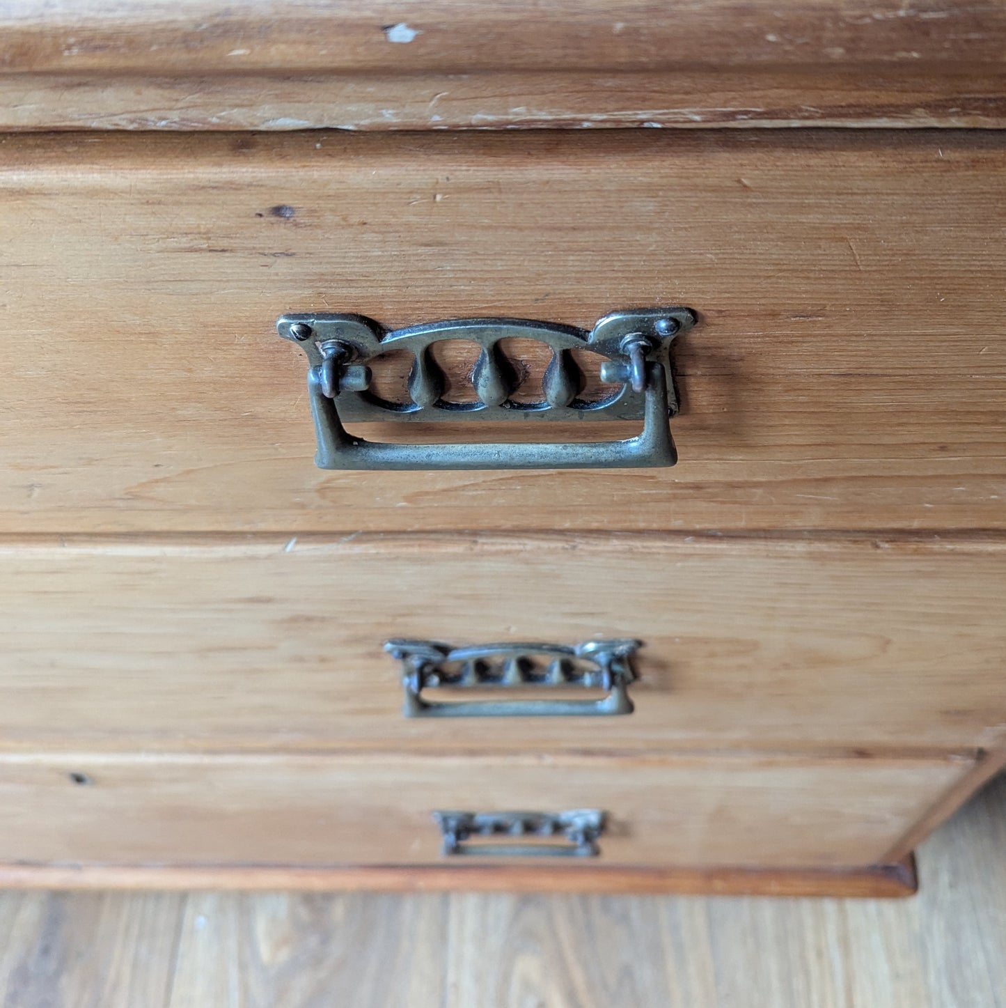 Rustic Victorian Pine Chest of Drawers