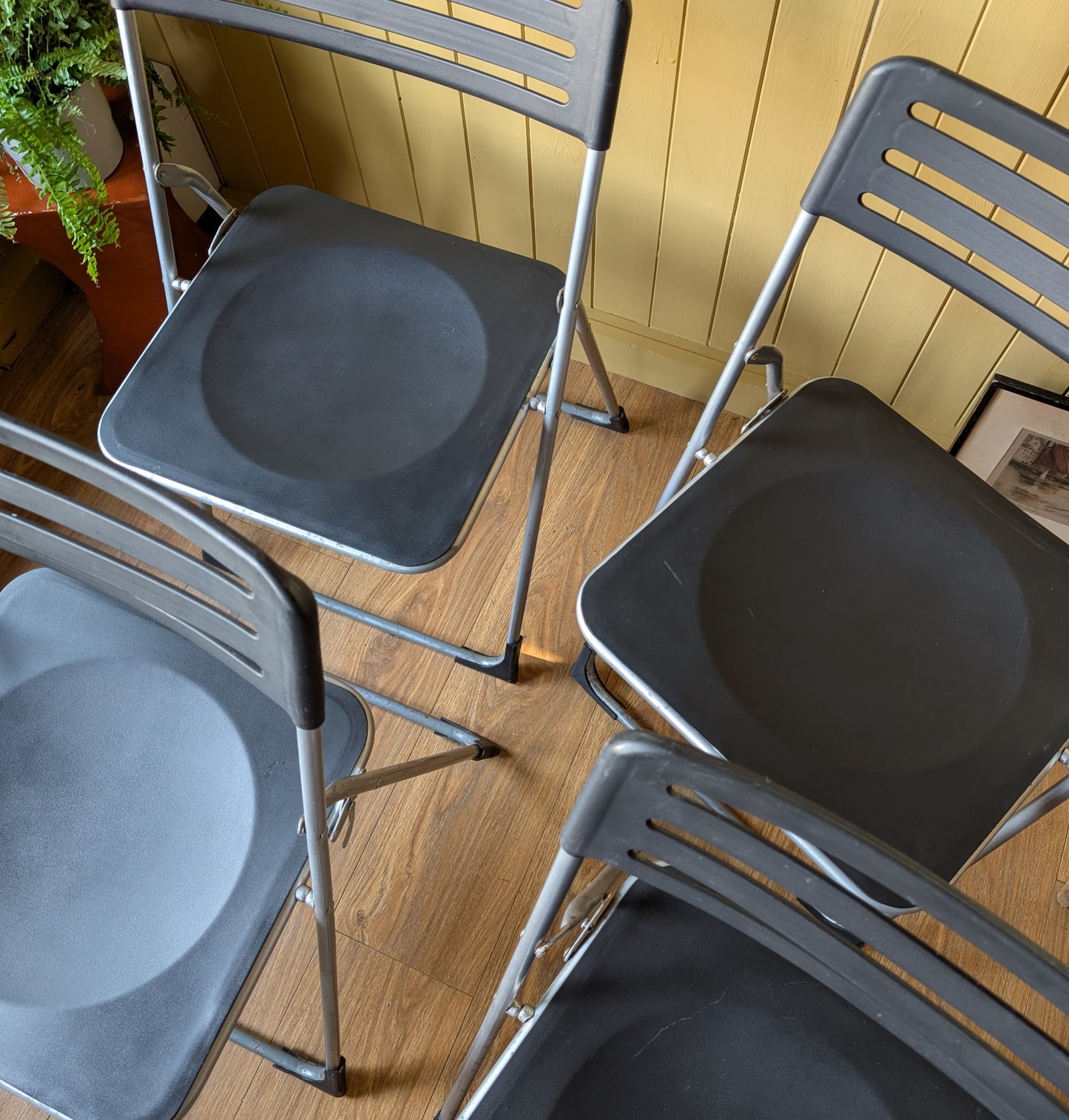 Set of 4 Vintage Folding Chairs