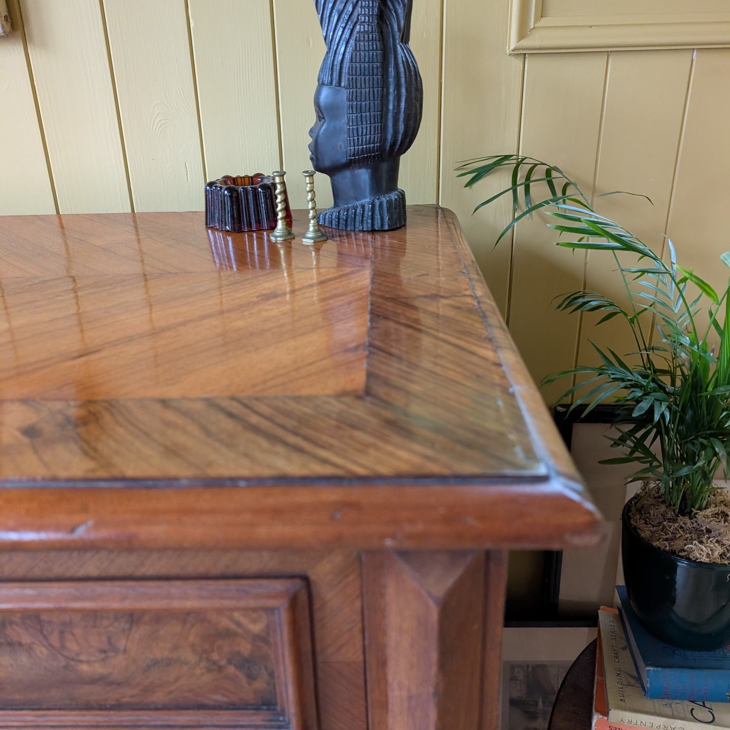Antique French Chest of Drawers