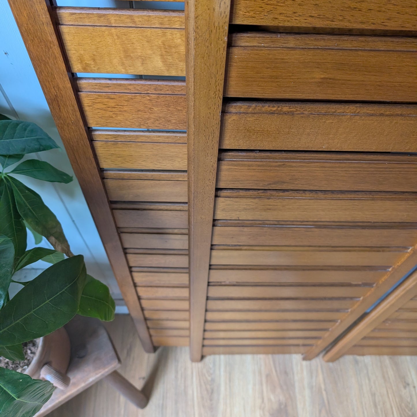 Pair of Ladderax Shelving Uprights