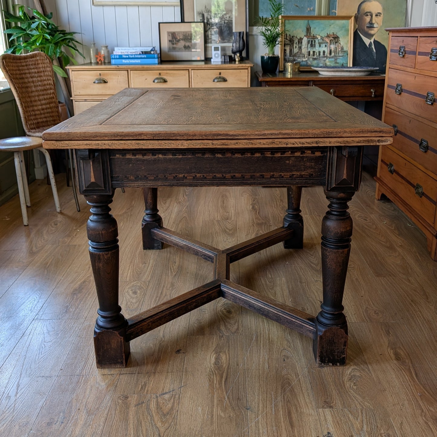 Large Antique Oak Draw Leaf Table