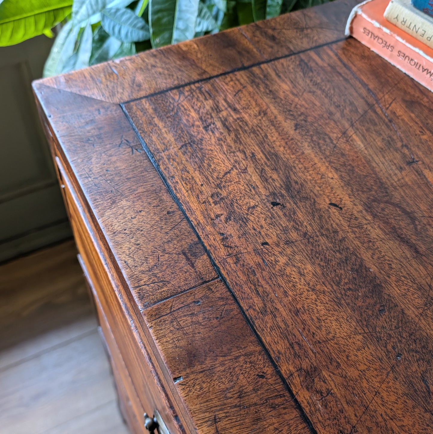 Georgian Chest of Drawers [ref: 7381]