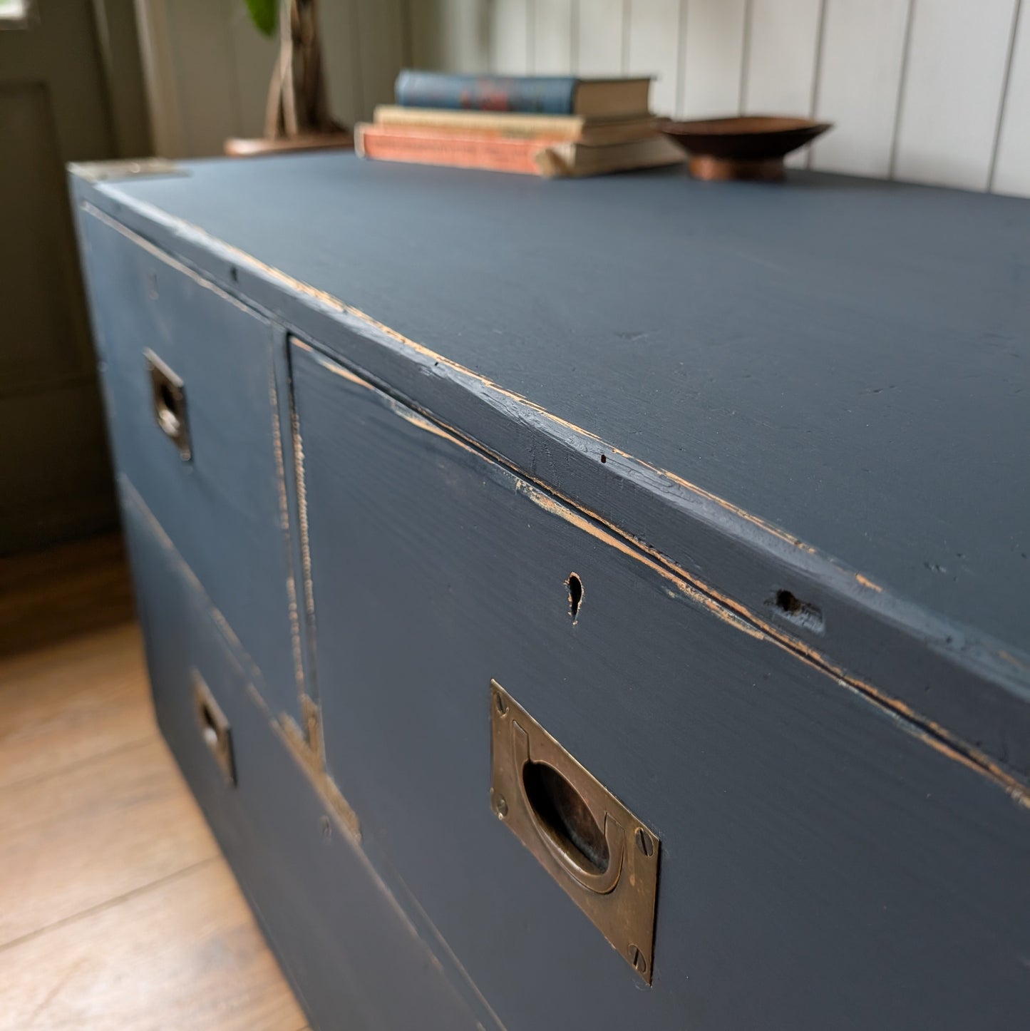 Low Antique Campaign Chest