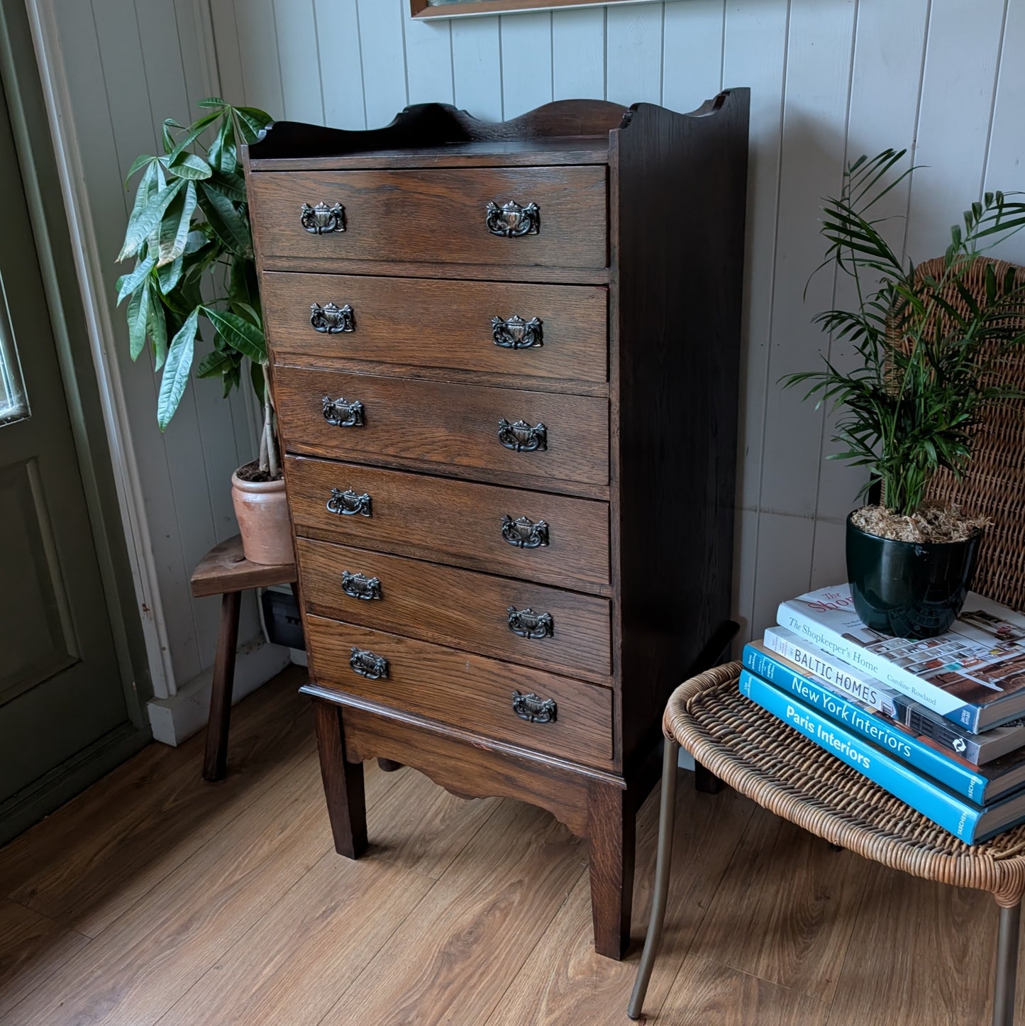 Small Antique Oak Chest of Drawers