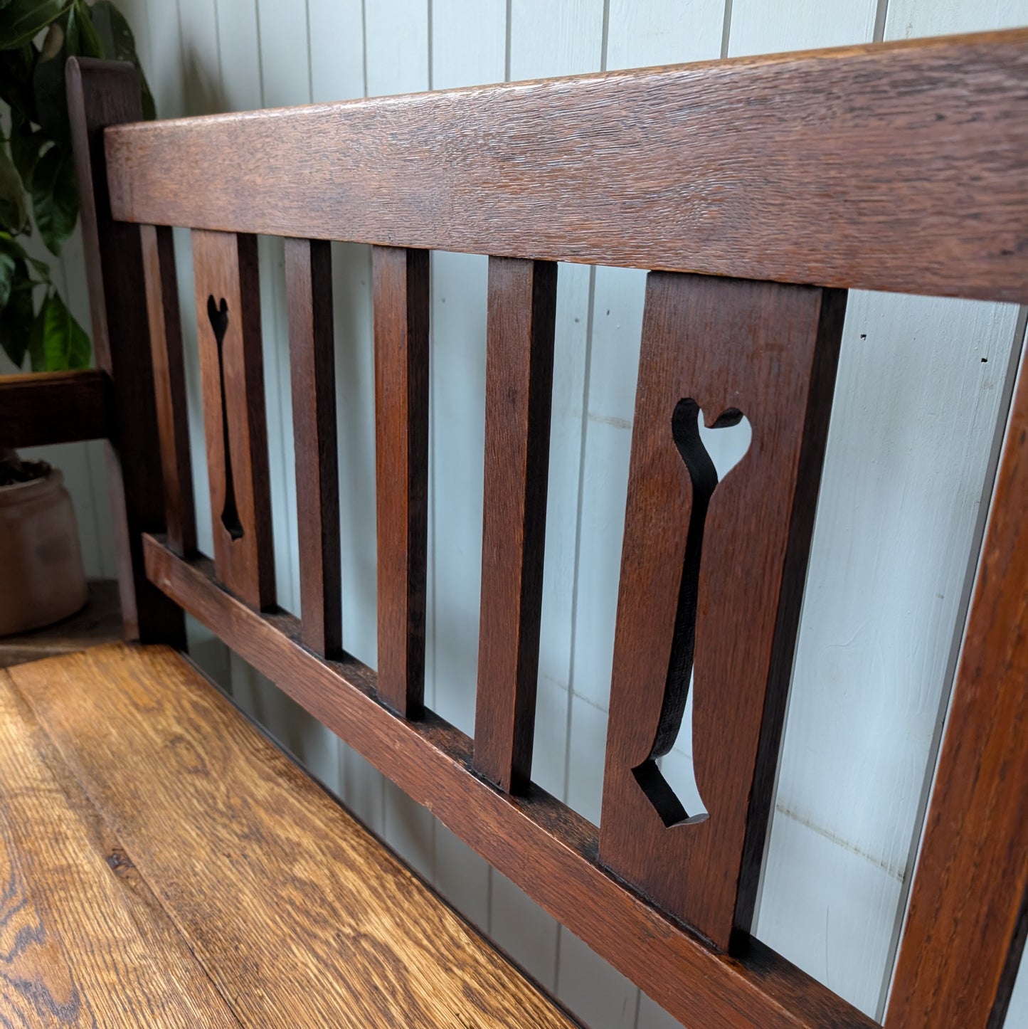 Arts and Crafts Oak Hall Bench