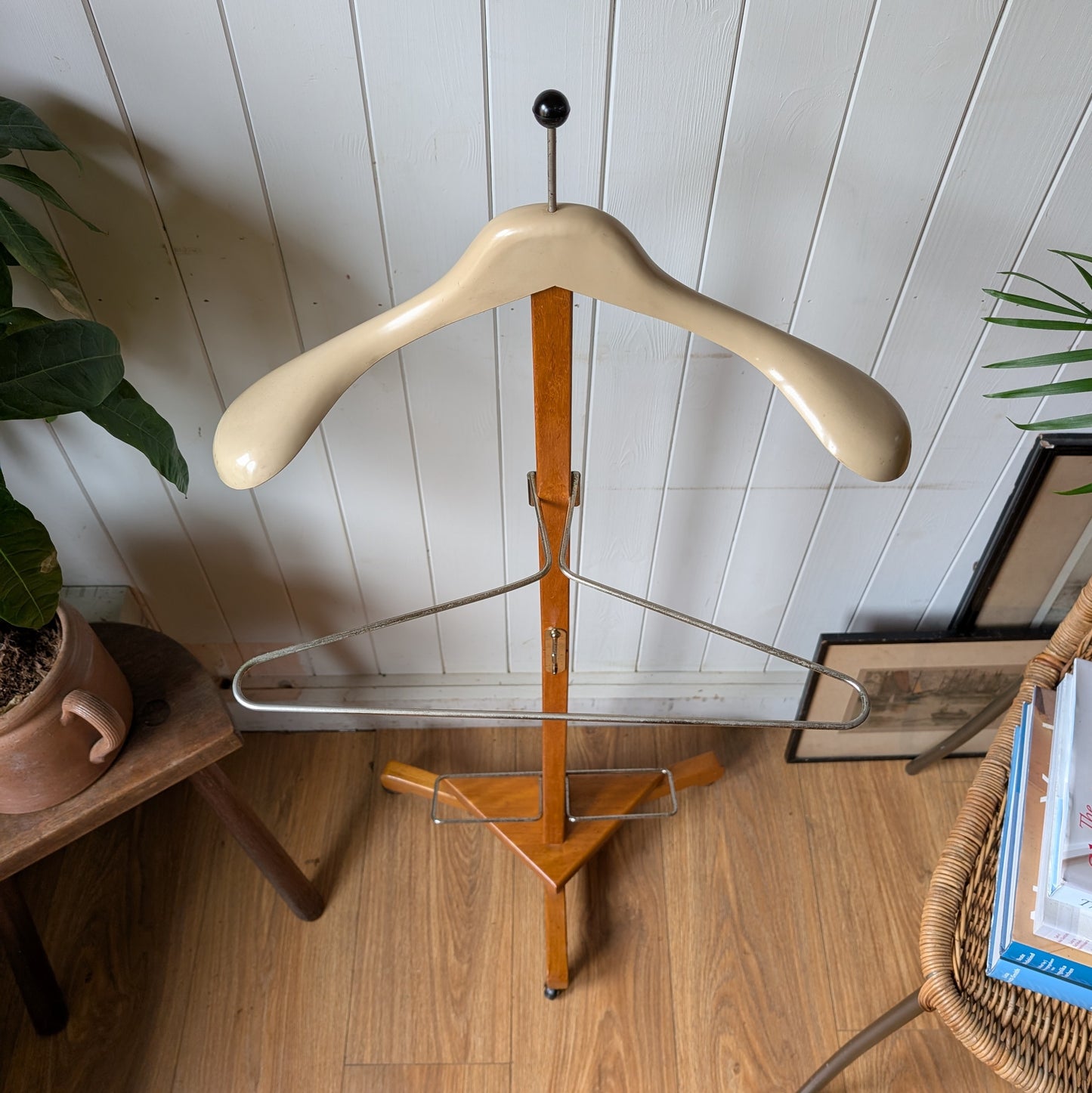 Mid Century Gentleman's Valet