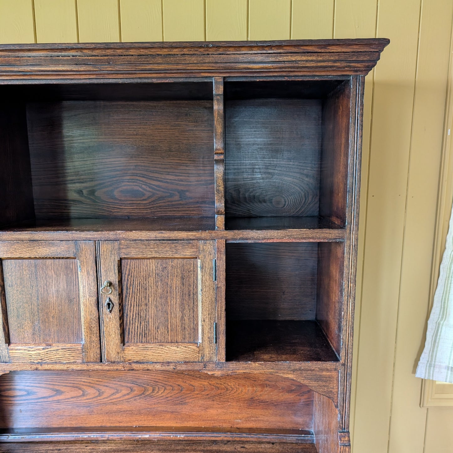Small Arts And Crafts Oak Dresser