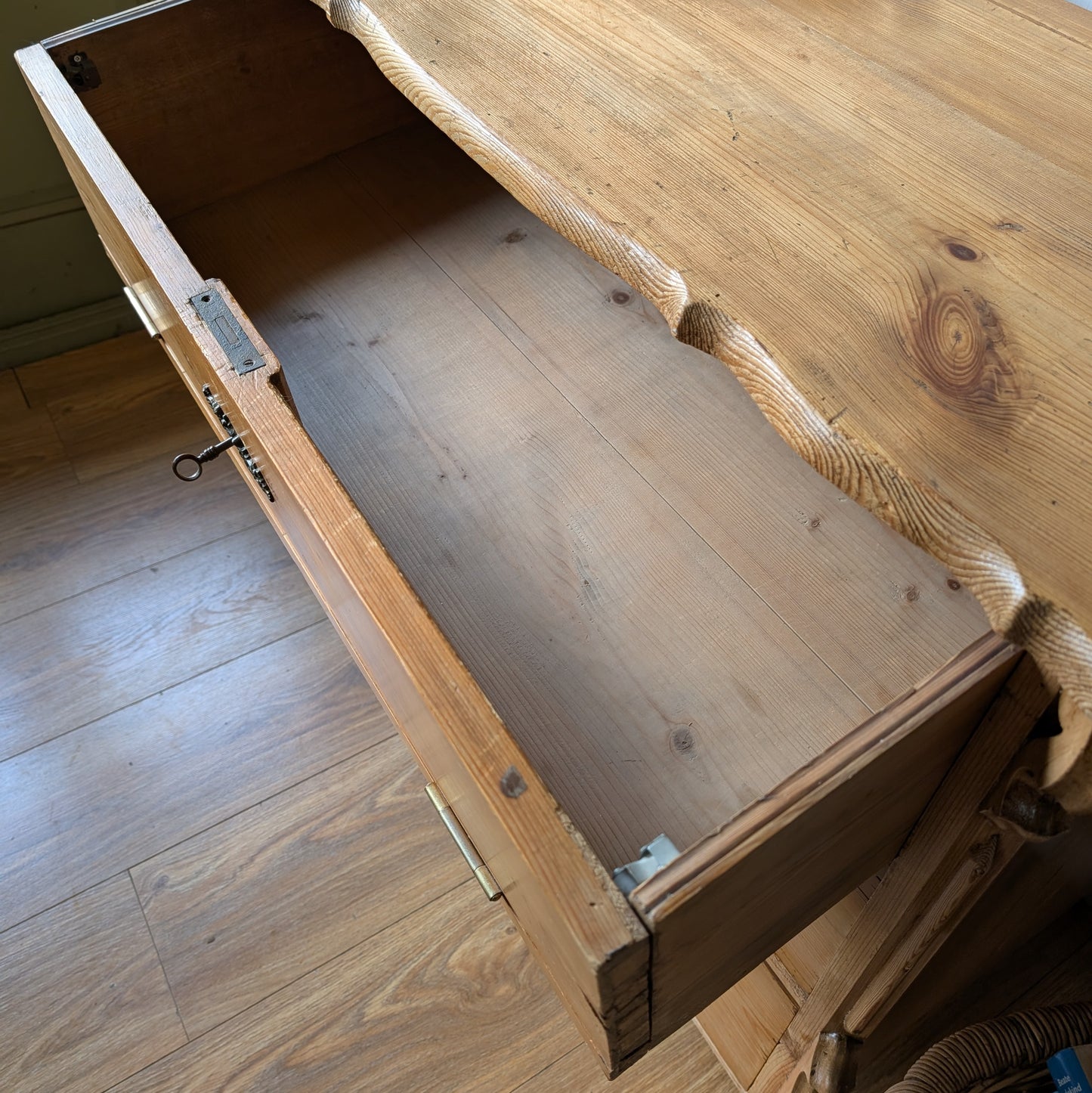 Antique French Chest of Drawers