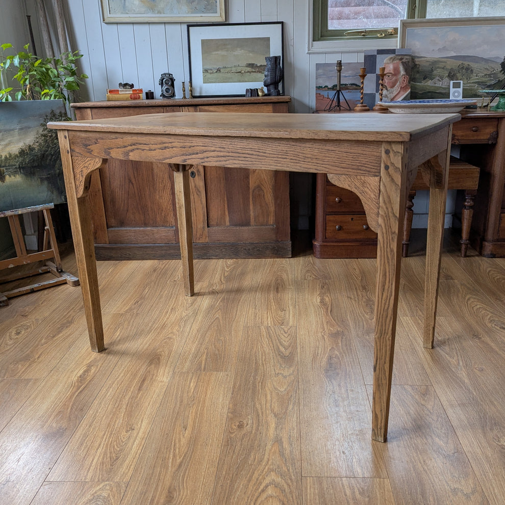 Small Oak Table – Henry Paints Furniture