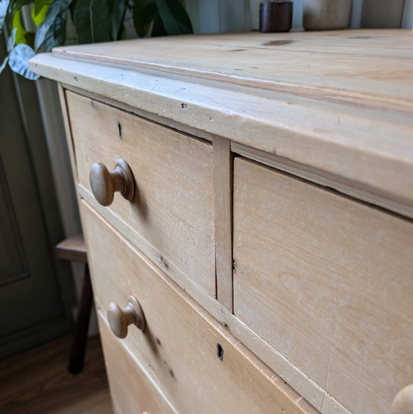 Small Victorian Pine Chest of Drawers