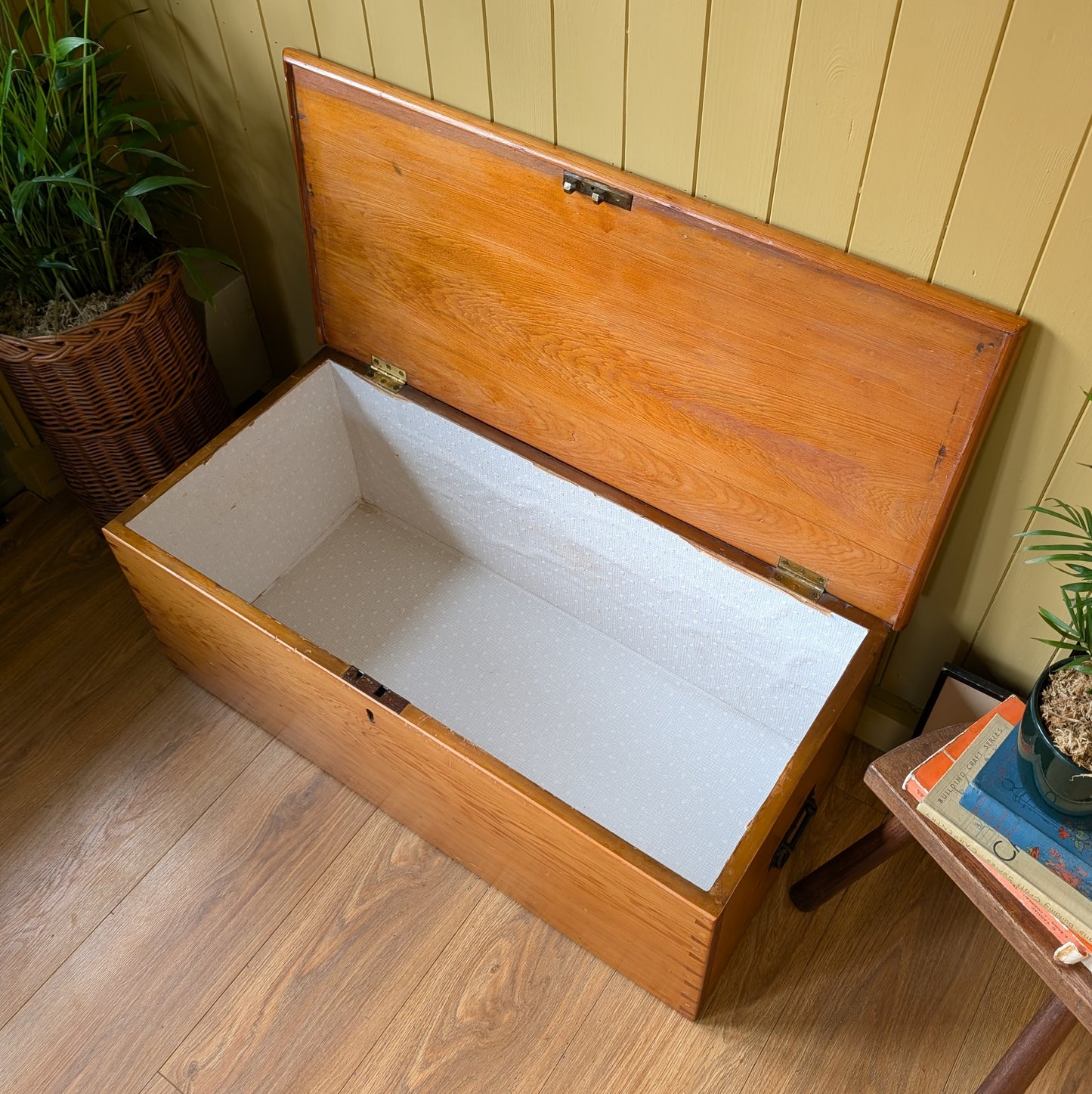 Small Victorian Pine Chest