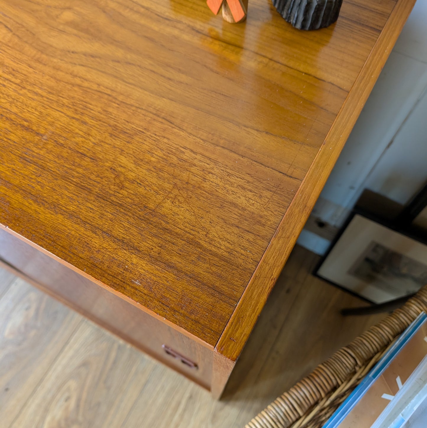 Mid Century Danish Cupboard [ref:7386]