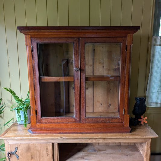 Antique Countertop Glazed Cabinet