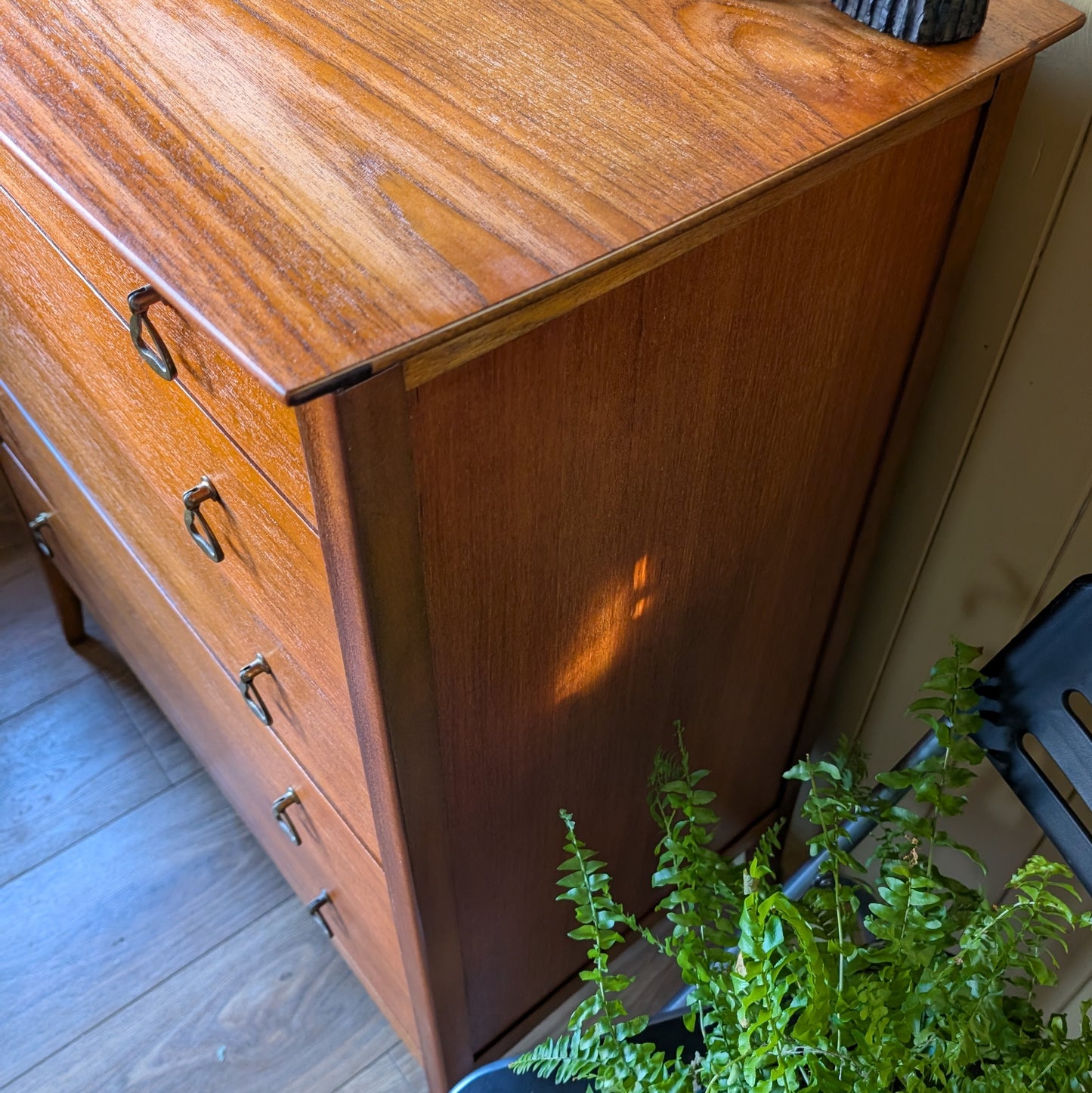 Mid Century Chest of Drawers