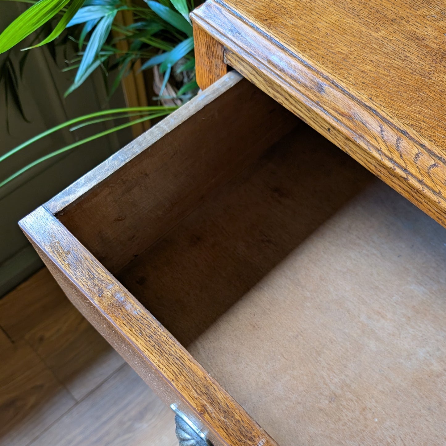 Vintage Oak Chest of Drawers