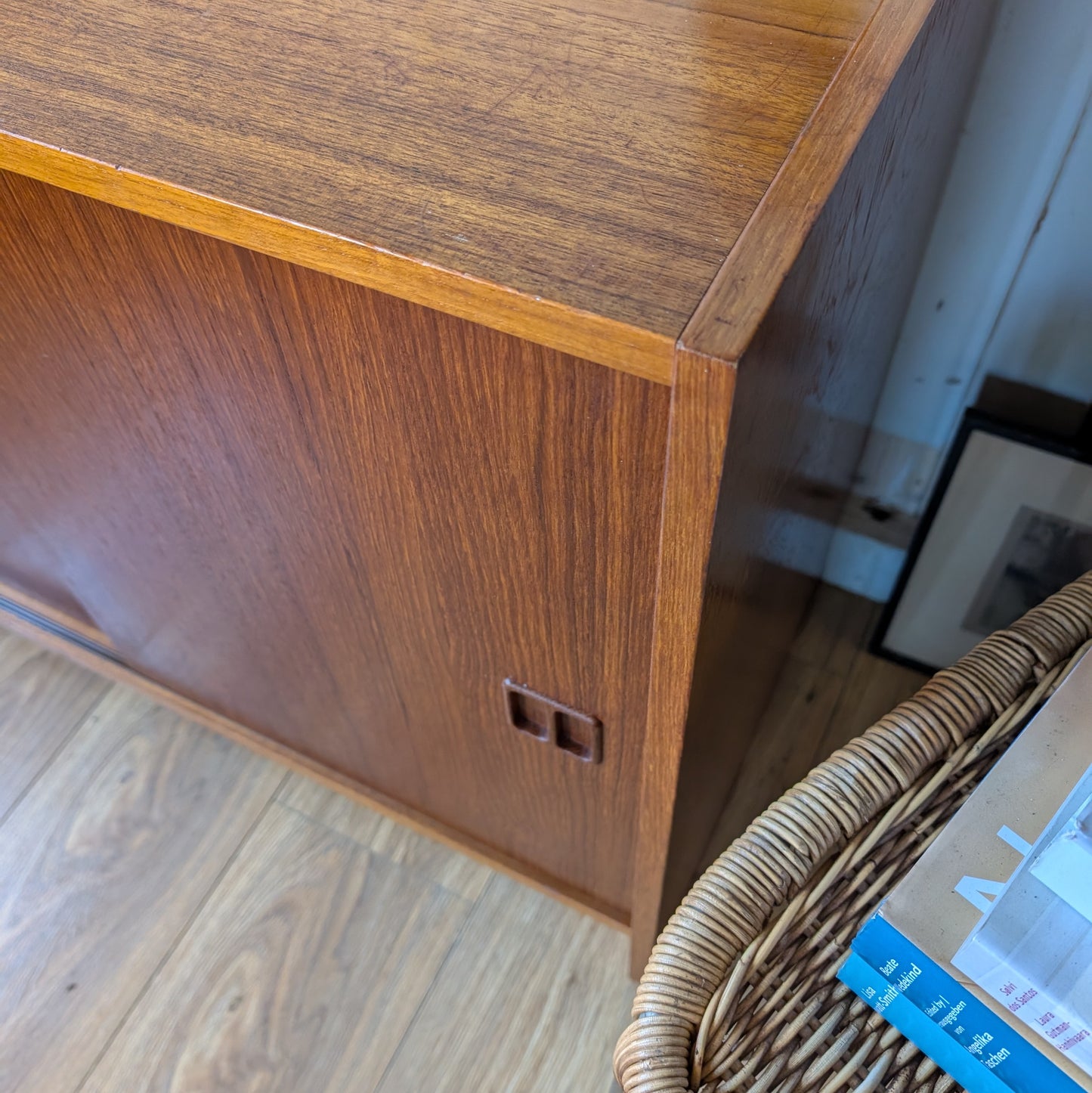 Mid Century Danish Cupboard [ref:7386]