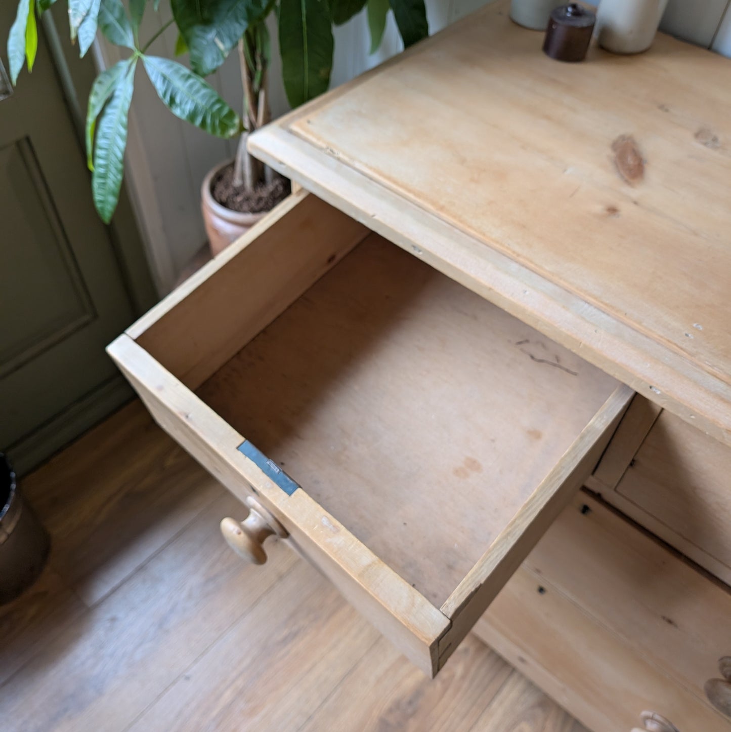 Small Victorian Pine Chest of Drawers