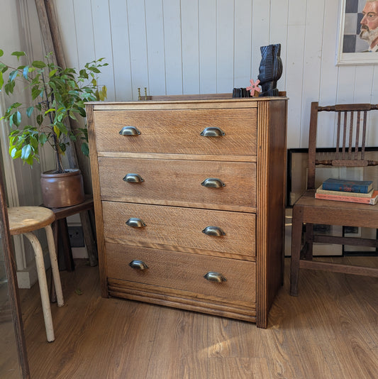 Small Vintage Oak Chest of Drawers