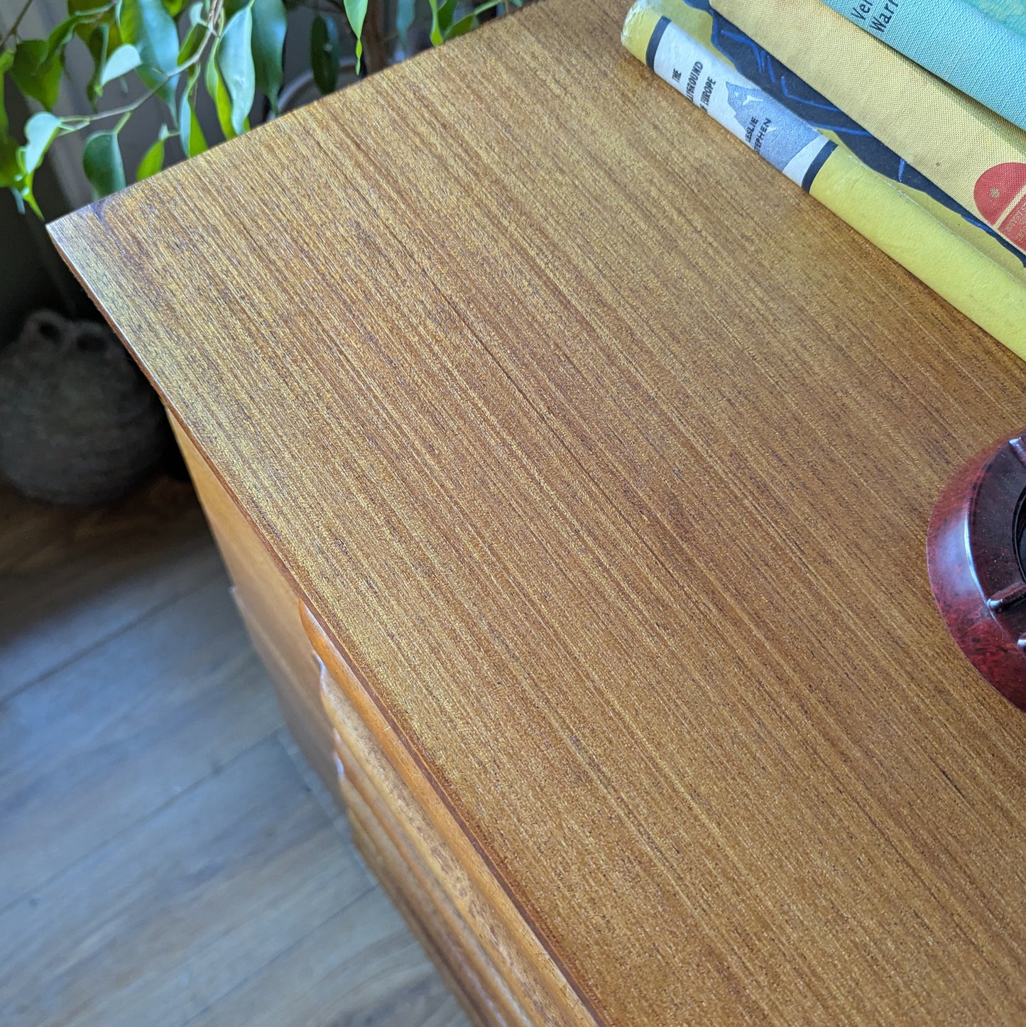 Mid Century Chest of Drawers