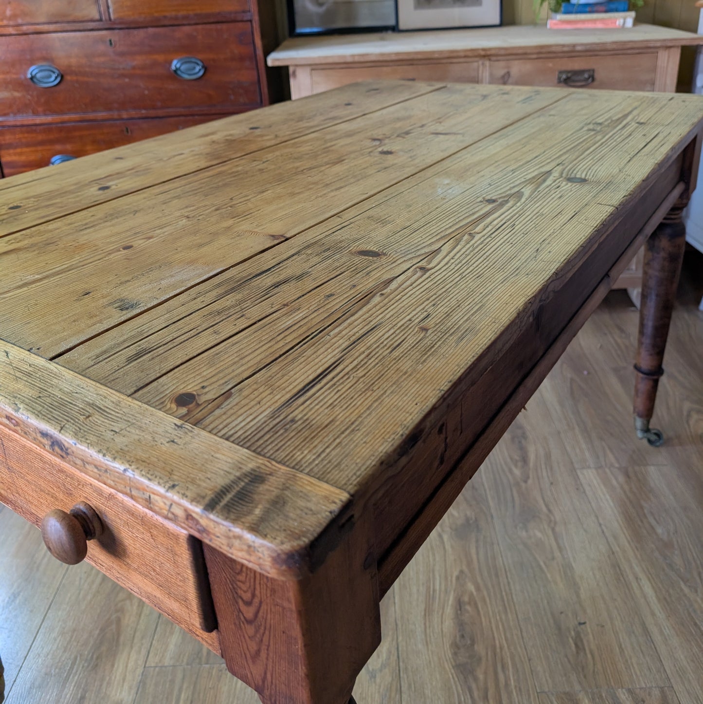 Victorian Pine Table with Chapel Chairs