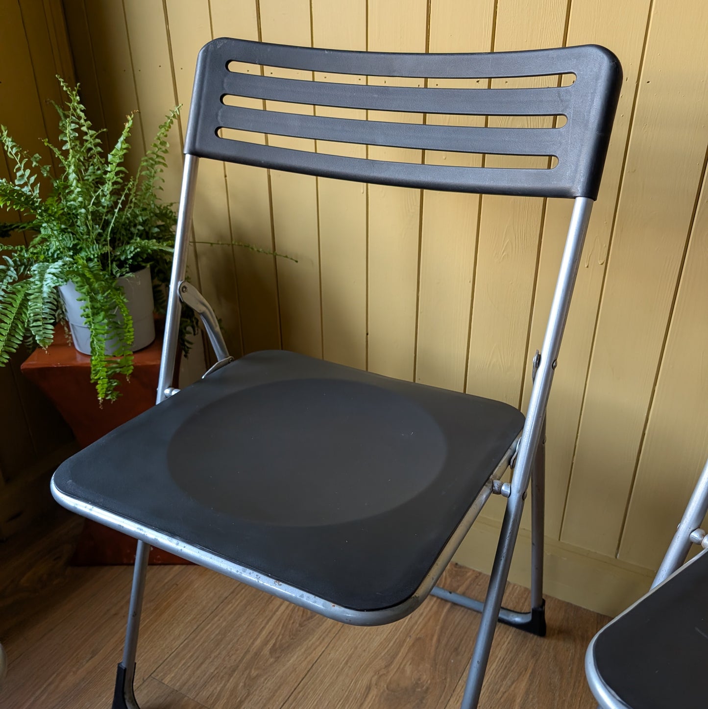 Set of 4 Vintage Folding Chairs