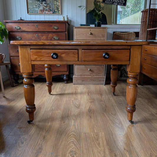 Victorian Pine Farmhouse Table