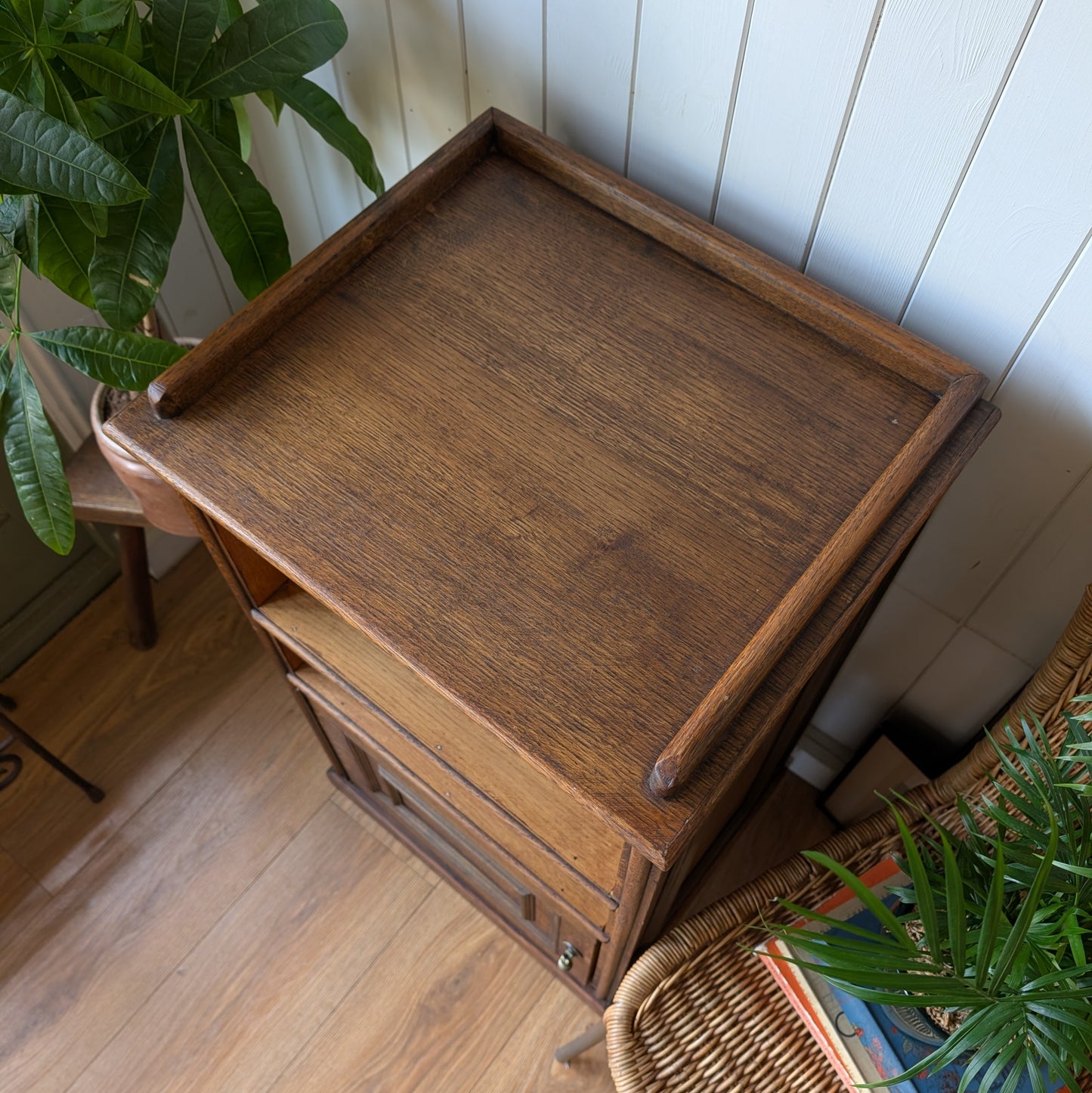 Small Antique Oak Cupboard