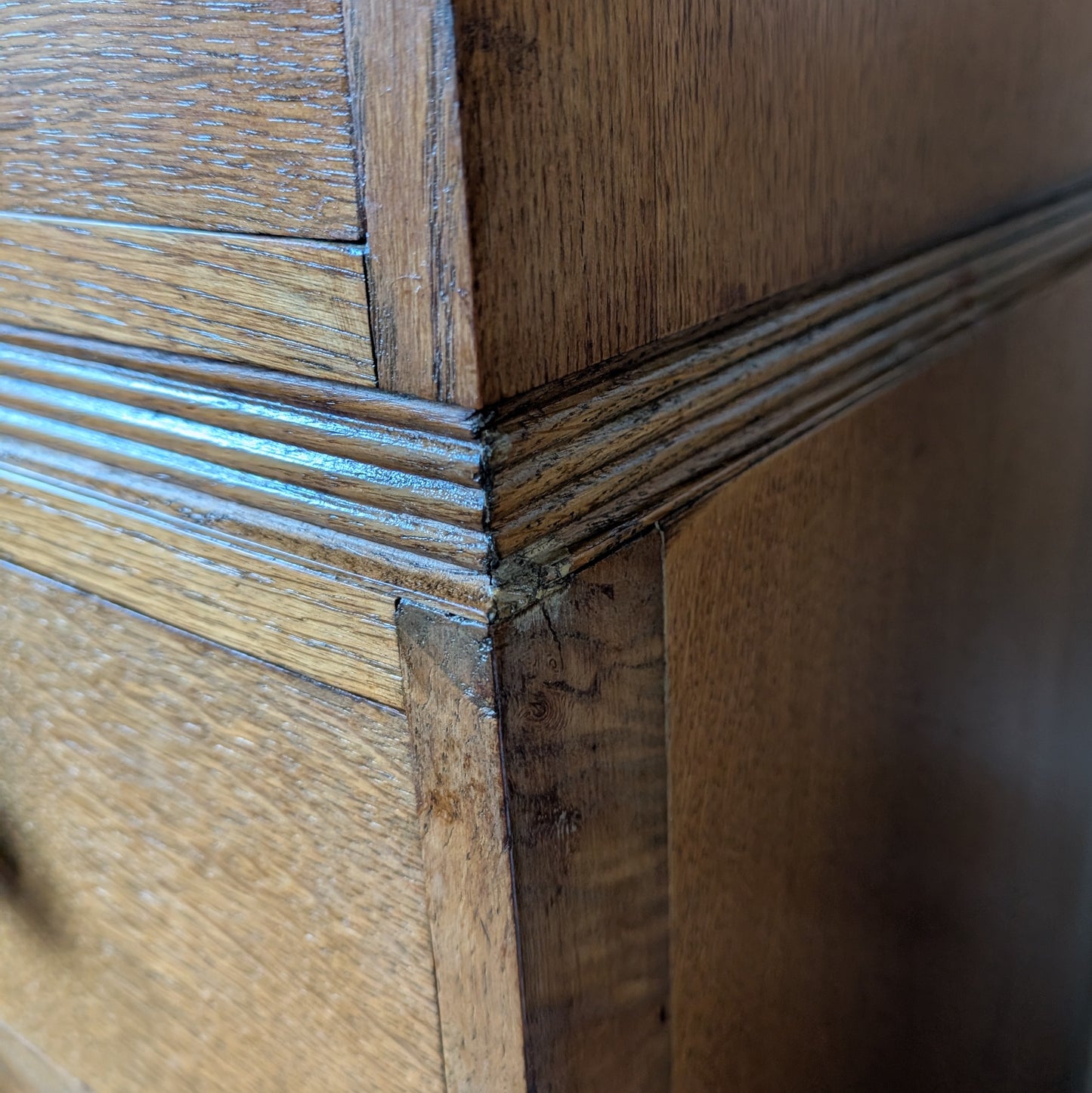 Art Deco Oak Chest of Drawers