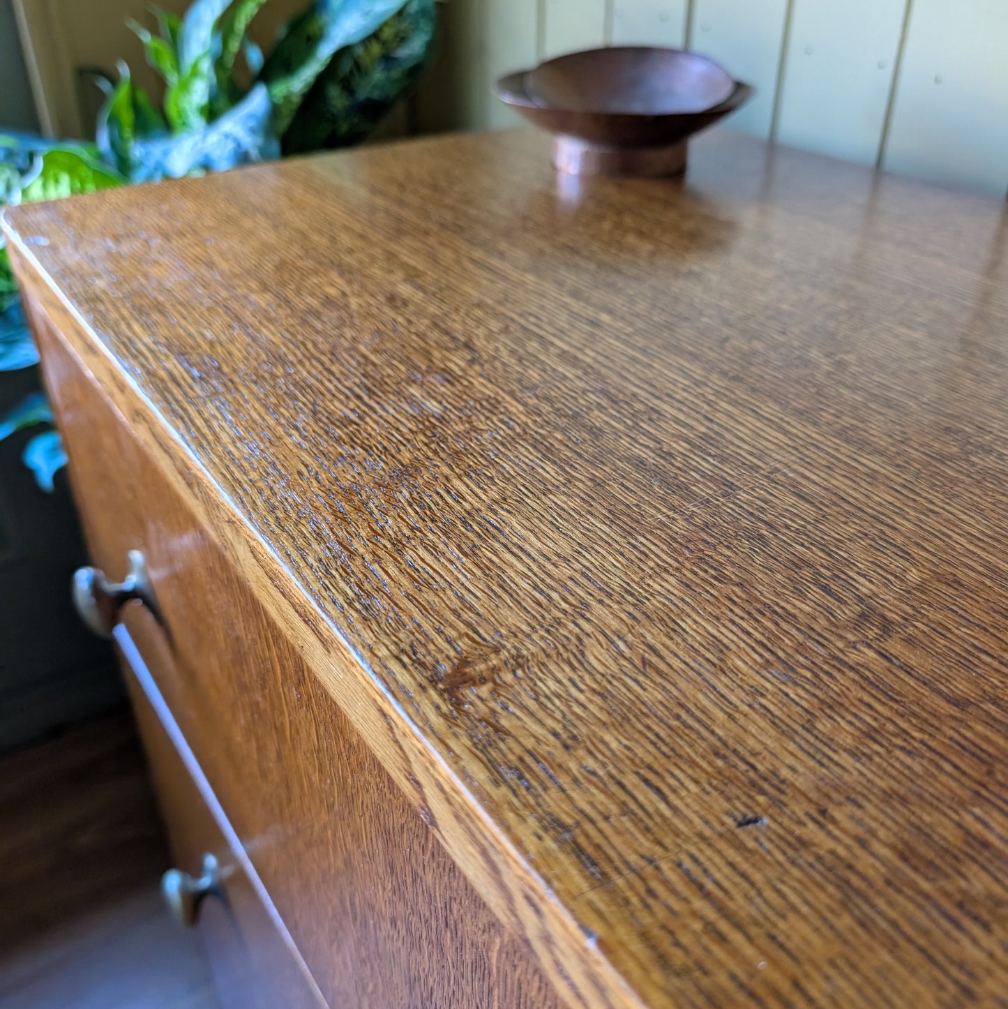 Small 1950s Oak Chest of Drawers
